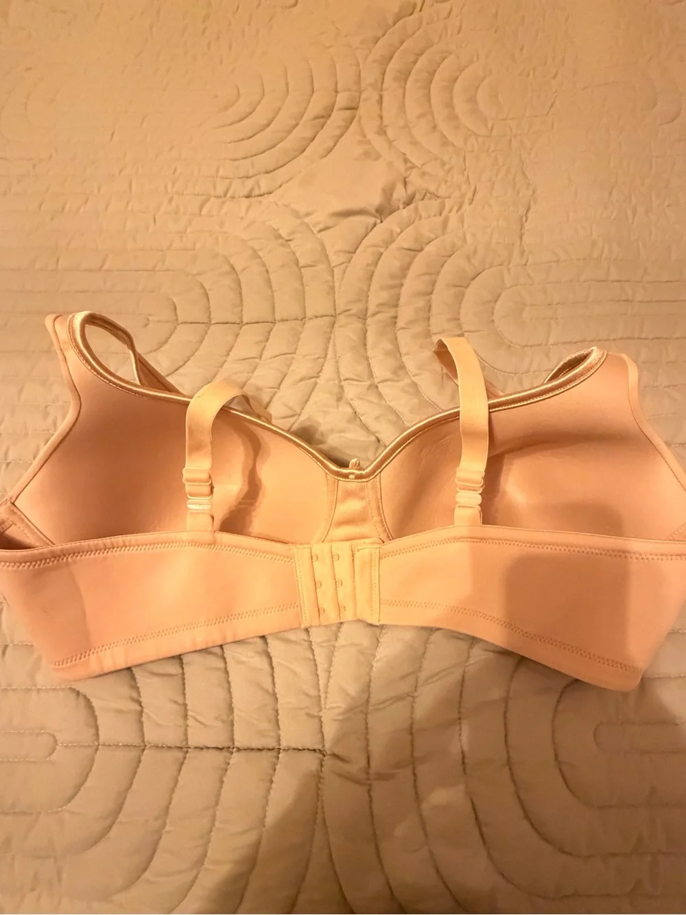 Vanity Fair Nude Wireless Smooth Bra